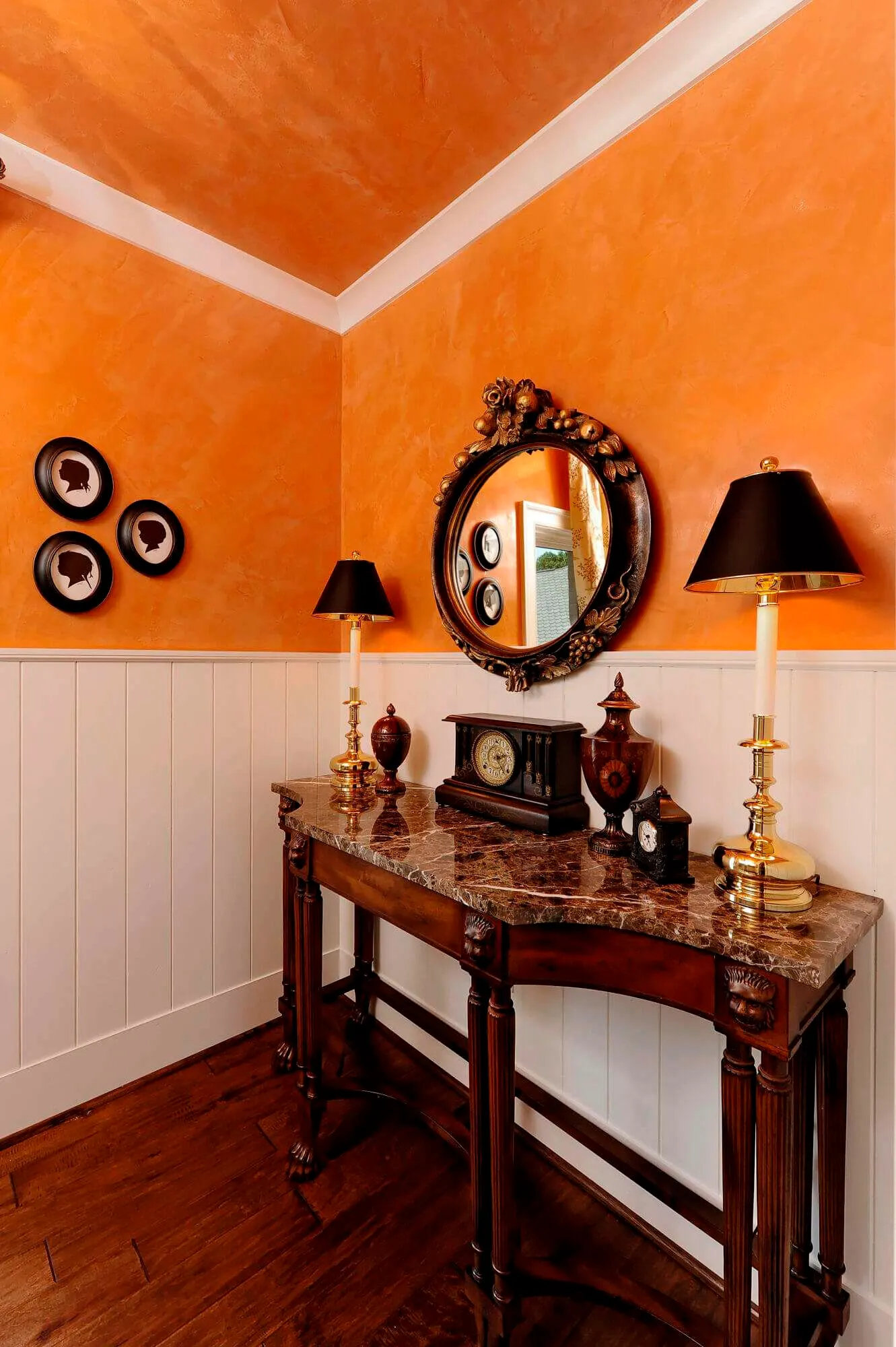 Foyers interior