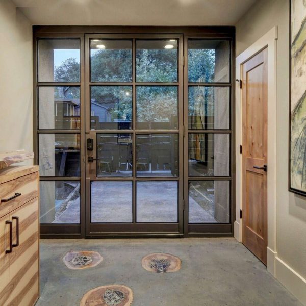 Foyers